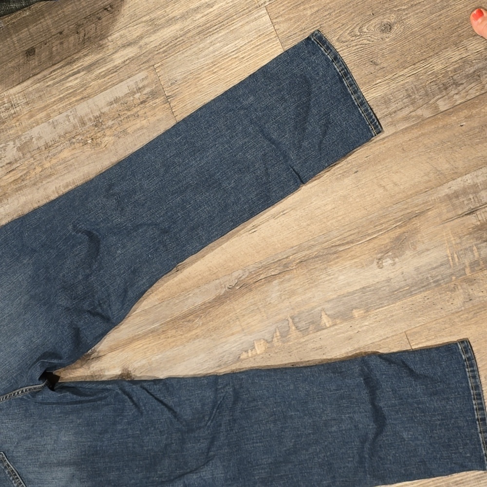 LEVI STRAUSS | Signature Mid Rise Straight | Medium Wash Denim | Size W33 L30​ - Picture 11 of 12